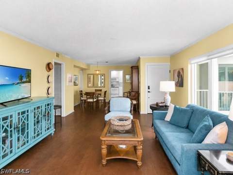 4150 Crayton Rd B6, Naples FL - photo 7 of 42