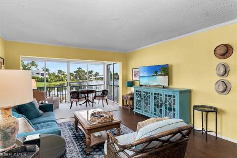 4150 Crayton Rd B6, Naples FL - photo 9 of 42