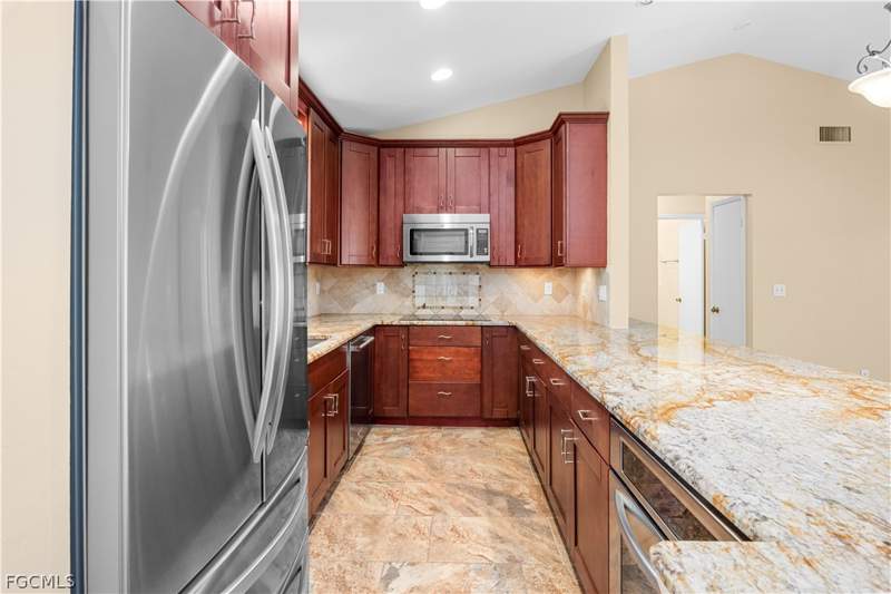 4 bedroom SingleFamilyResidence at 1813 Long Point Ln, Sanibel Bayous, Sanibel — photo 3