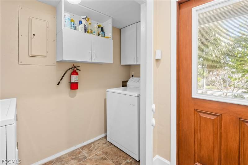 4 bedroom SingleFamilyResidence at 1813 Long Point Ln, Sanibel Bayous, Sanibel — photo 4