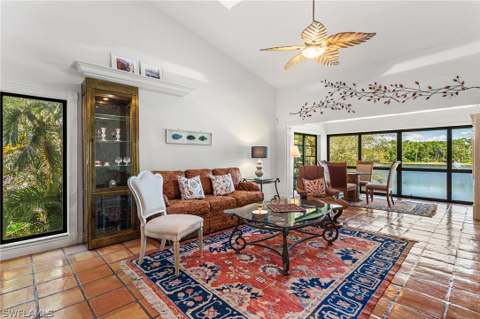 15470 Cedarwood Ln 201, Naples FL - photo 12 of 48
