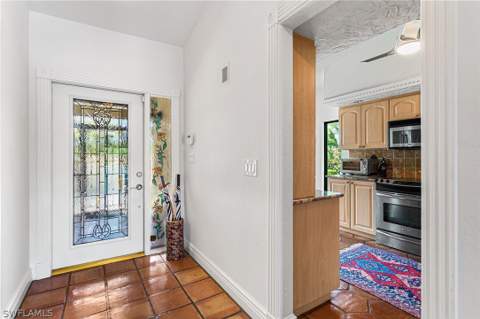 15470 Cedarwood Ln 201, Naples FL - photo 7 of 48