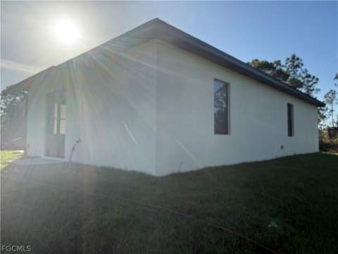 454 Norwood Ave S, Lehigh Acres FL - photo 8 of 19