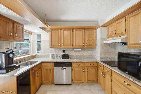 3670 27th Ave SW, Naples FL - photo 16 of 38