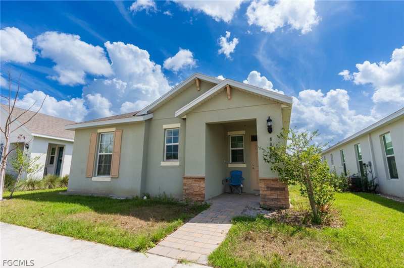 3 bedroom SingleFamilyResidence at 802 Friendship Cir, Belle Arbor, Labelle — photo 1