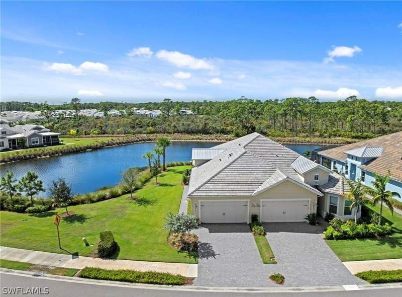 2 bedroom Attached at 6933 Saona Ct, Isles Of Collier Preserve, Naples — photo 4
