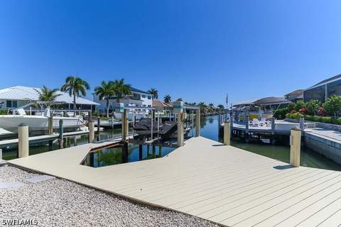 255 Columbus Way, Marco Island FL - photo 8 of 50
