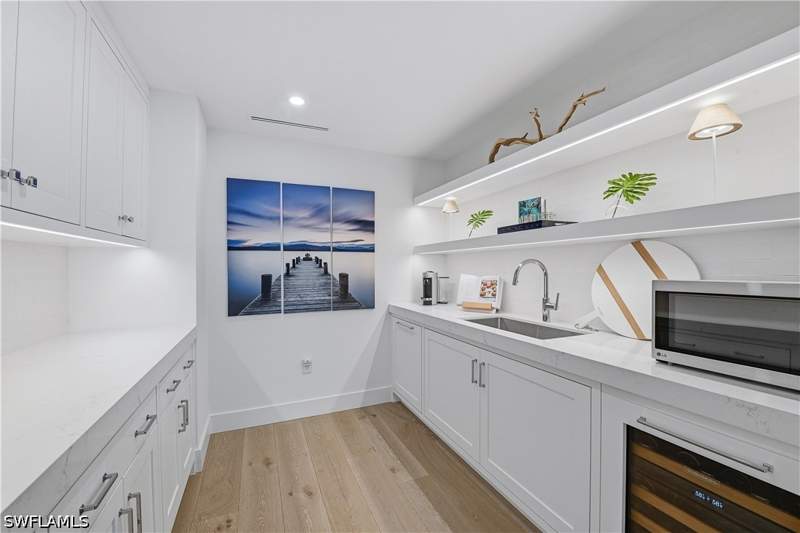 3 bedroom Condominium at 13935 Old Coast Rd 406, Kalea Bay Tower 300, Naples — photo 5