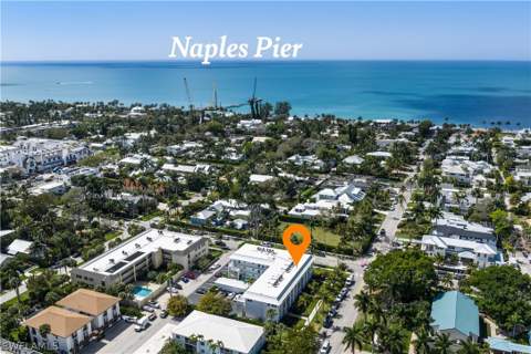 1021 3rd St S 306, Naples FL - photo 18 of 21