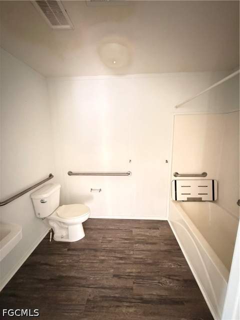 827 Peaceful Dr, North Fort Myers FL - photo 10 of 12