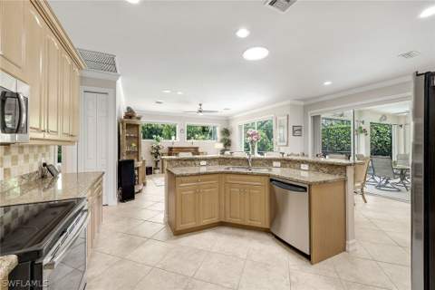 65 Heritage Way, Naples FL - photo 15 of 32