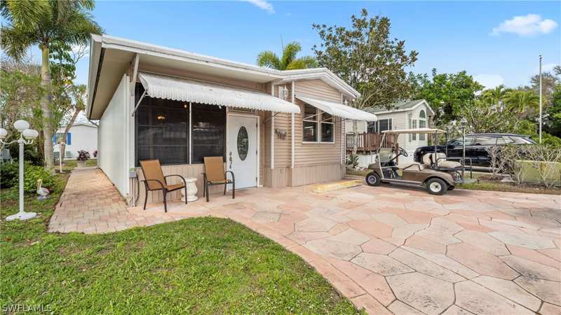 2 bedroom ManufacturedHome at 186 Panther Pass Cir 186, Imperial Wilderness, Naples — photo 1