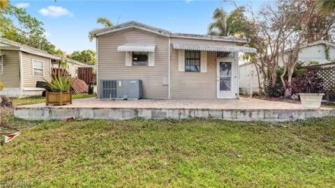 186 Panther Pass Cir 186, Naples FL - photo 22 of 33