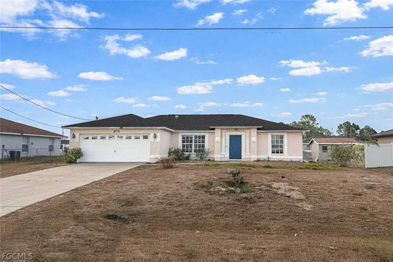 3 bedroom SingleFamilyResidence at 3714 5th St SW, Lehigh Acres, Lehigh Acres — photo 1