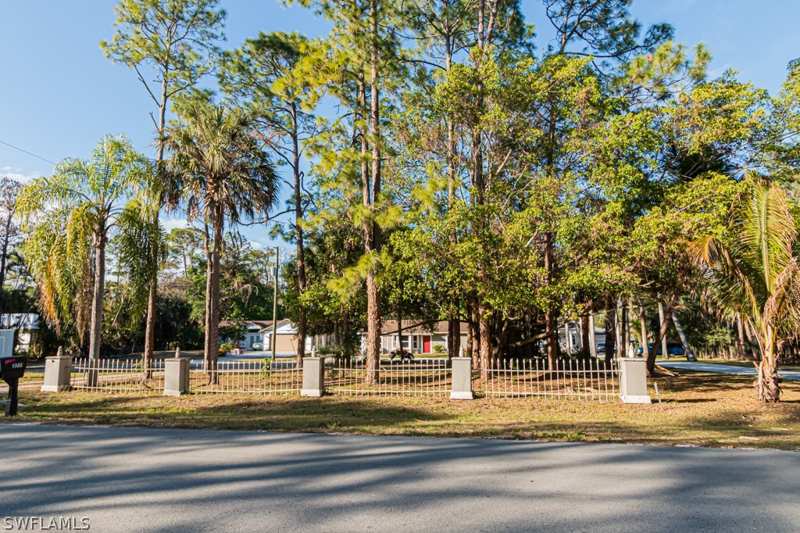 4 bedroom SingleFamilyResidence at 3771 31st Ave SW, Golden Gate Estates, Naples — photo 1