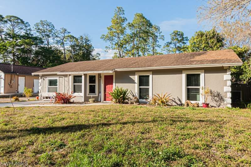 4 bedroom SingleFamilyResidence at 3771 31st Ave SW, Golden Gate Estates, Naples — photo 2