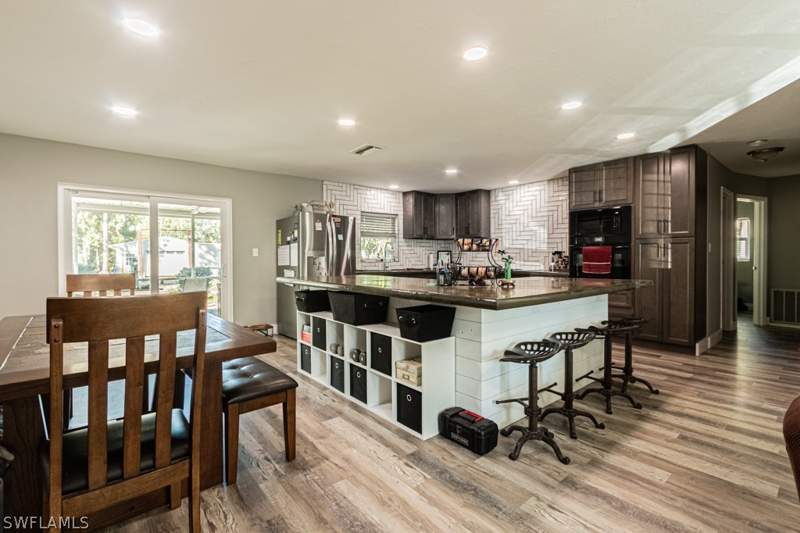 4 bedroom SingleFamilyResidence at 3771 31st Ave SW, Golden Gate Estates, Naples — photo 5