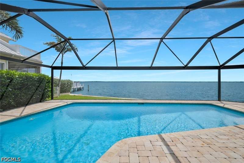 4 bedroom SingleFamilyResidence at 3115 SE 22nd Pl, Cape Coral, Cape Coral — photo 5
