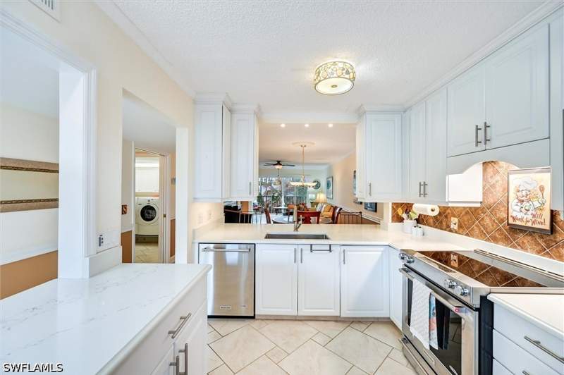 2 bedroom Condominium at 3032 Sandpiper Bay Cir G205, Naples Sandpiper Bay Club, Naples — photo 5