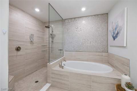16351 Viansa Way 202, Naples FL - photo 14 of 35
