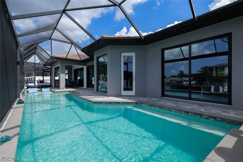 4 bedroom SingleFamilyResidence at 2532 SW 25th Ave, Cape Coral, Cape Coral — photo 4
