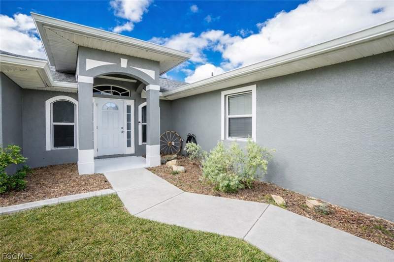 3 bedroom SingleFamilyResidence at 228 NW 29th Ave, Cape Coral, Cape Coral — photo 2