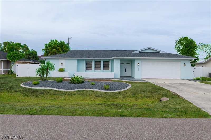 3 bedroom SingleFamilyResidence at 231 SE 45th Ter, Cape Coral, Cape Coral — photo 1
