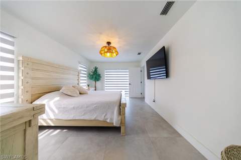 231 SE 45th Ter, Cape Coral FL - photo 12 of 25