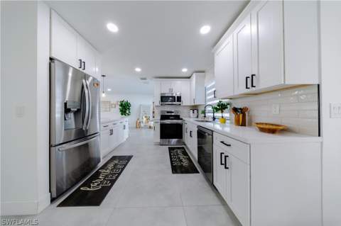 231 SE 45th Ter, Cape Coral FL - photo 6 of 25