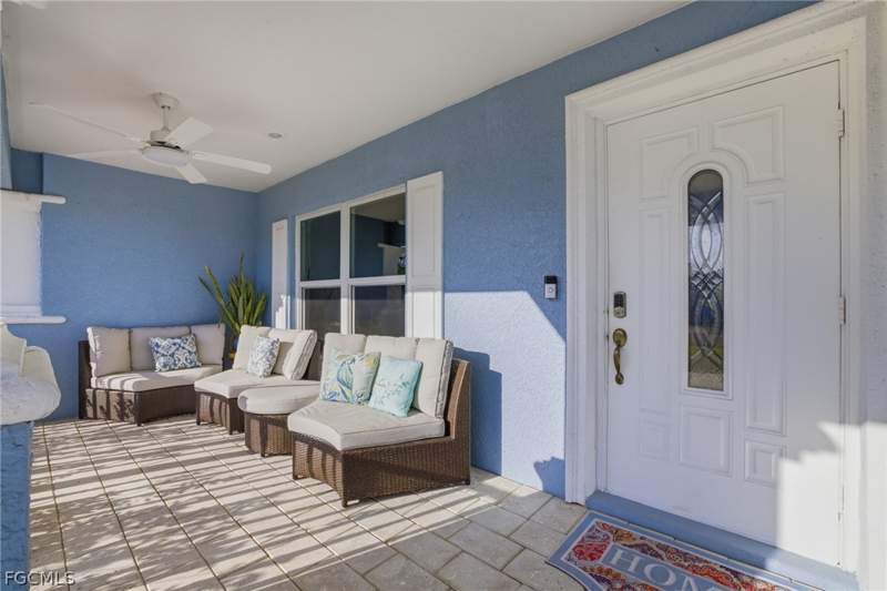 3 bedroom SingleFamilyResidence at 1112 SW 9th Ct, Cape Coral, Cape Coral — photo 2