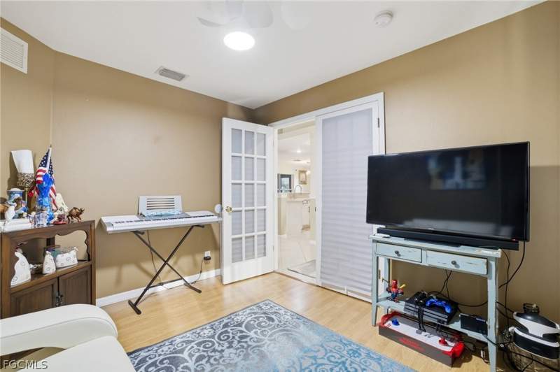 3 bedroom SingleFamilyResidence at 1112 SW 9th Ct, Cape Coral, Cape Coral — photo 5