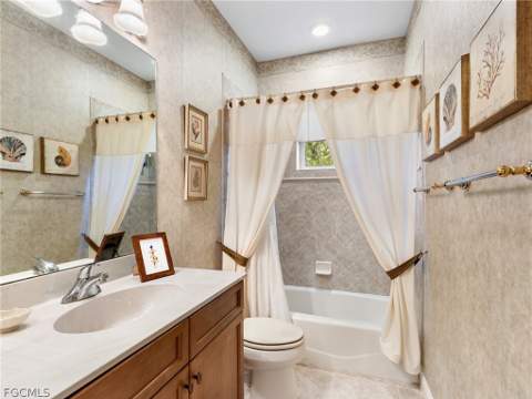 15567 Caloosa Creek Cir, Fort Myers FL - photo 24 of 48