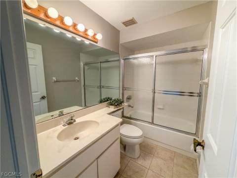 232 Cape Coral Pkwy E 201, Cape Coral FL - photo 13 of 23