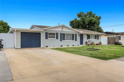 942 Narcissus St, North Fort Myers FL - photo 22 of 22