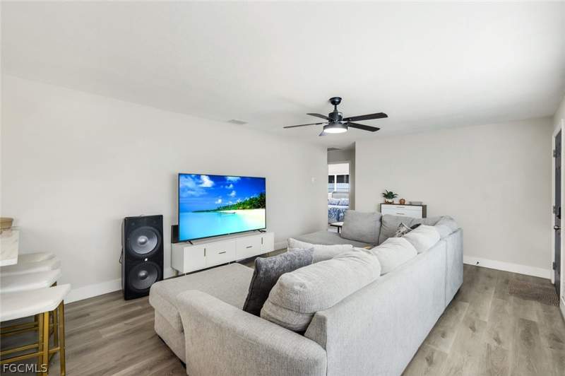 4 bedroom SingleFamilyResidence at 942 Narcissus St, Tropic Isles, North Fort Myers — photo 3