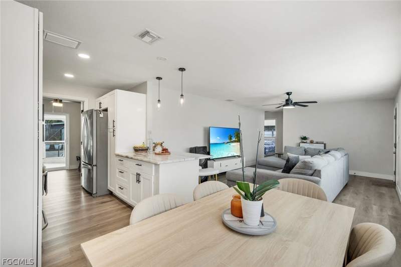 4 bedroom SingleFamilyResidence at 942 Narcissus St, Tropic Isles, North Fort Myers — photo 4