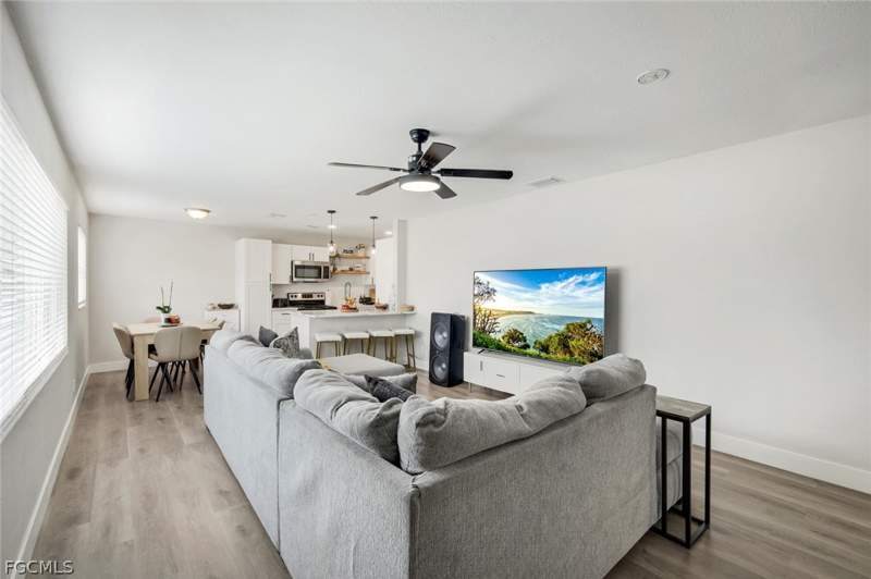 4 bedroom SingleFamilyResidence at 942 Narcissus St, Tropic Isles, North Fort Myers — photo 5