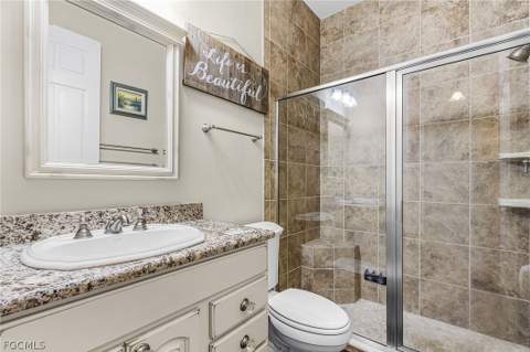 4438 NE 11th Pl, Cape Coral FL - photo 16 of 25