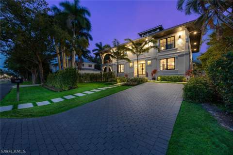 1355 4th St S, Naples FL - photo 11 of 50