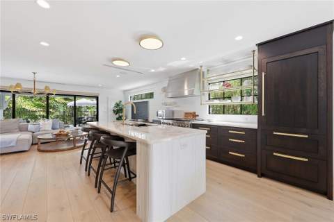 1355 4th St S, Naples FL - photo 9 of 50