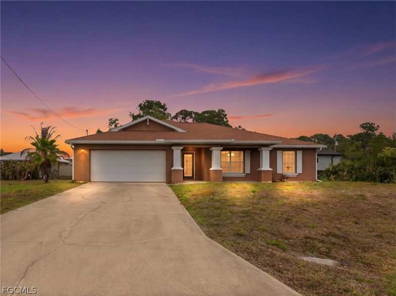 3 bedroom SingleFamilyResidence at 731 Long Lines Ln, Lehigh Acres, Lehigh Acres — photo 1