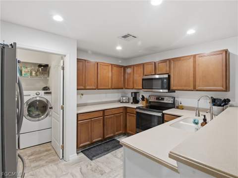 731 Long Lines Ln, Lehigh Acres FL - photo 11 of 32