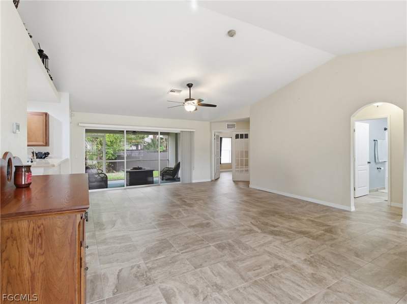 3 bedroom SingleFamilyResidence at 731 Long Lines Ln, Lehigh Acres, Lehigh Acres — photo 5