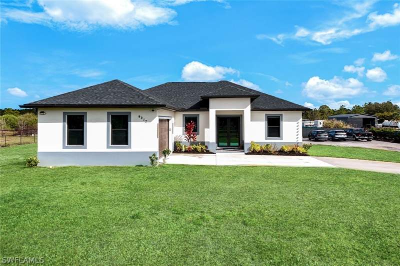 3 bedroom SingleFamilyResidence at 4217 24th Ave NE, Golden Gate Estates, Naples — photo 2