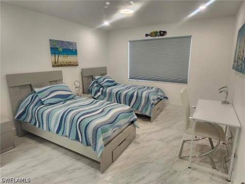 3000 Gulf Shore Blvd N 113, Naples FL - photo 15 of 40