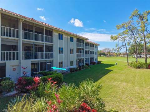 5965 Bloomfield Cir B104, Naples FL - photo 17 of 39