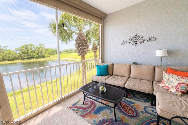 3 bedroom Townhouse at 16571 Goldenrod Ln 202, Ashton Oaks, Alva — photo 2