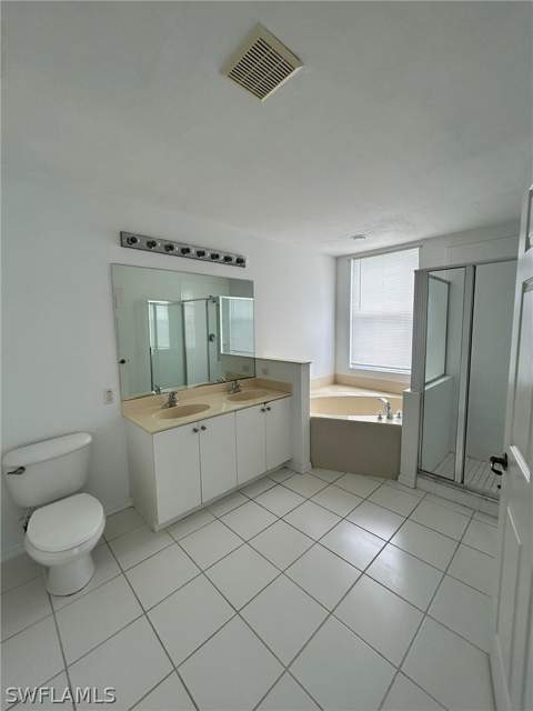 4256 Liron AVE 103, Fort Myers FL - photo 20 of 25