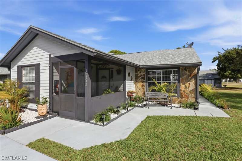 2 bedroom Attached at 10548 Quincy Ct, Beacon Square, Lehigh Acres — photo 1
