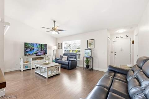 10548 Quincy Ct, Lehigh Acres FL - photo 8 of 32